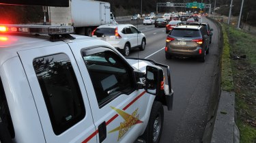 ODOT Incident Response vehicle provides support to motorists on Hwy 26