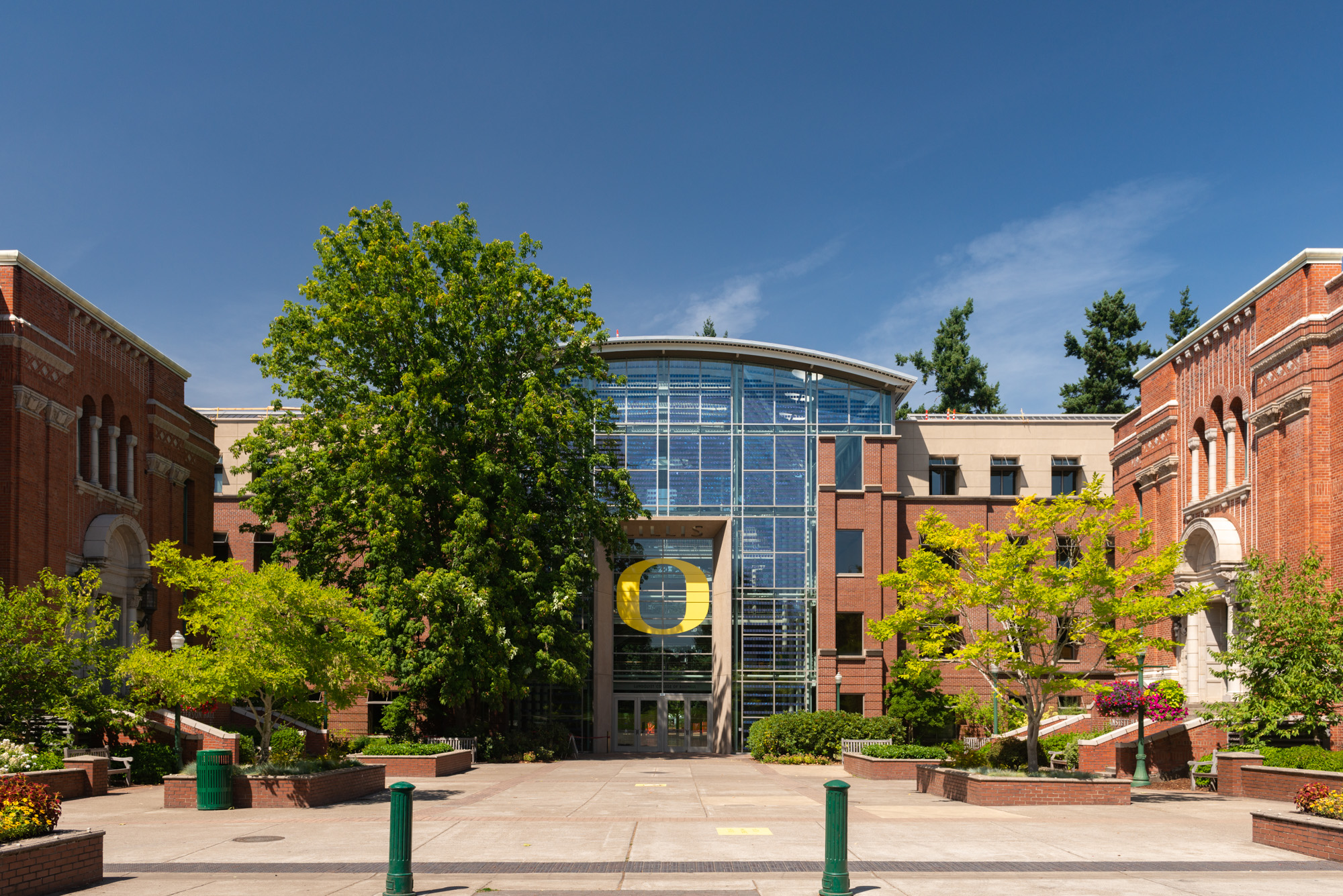 universityFacade.jpg