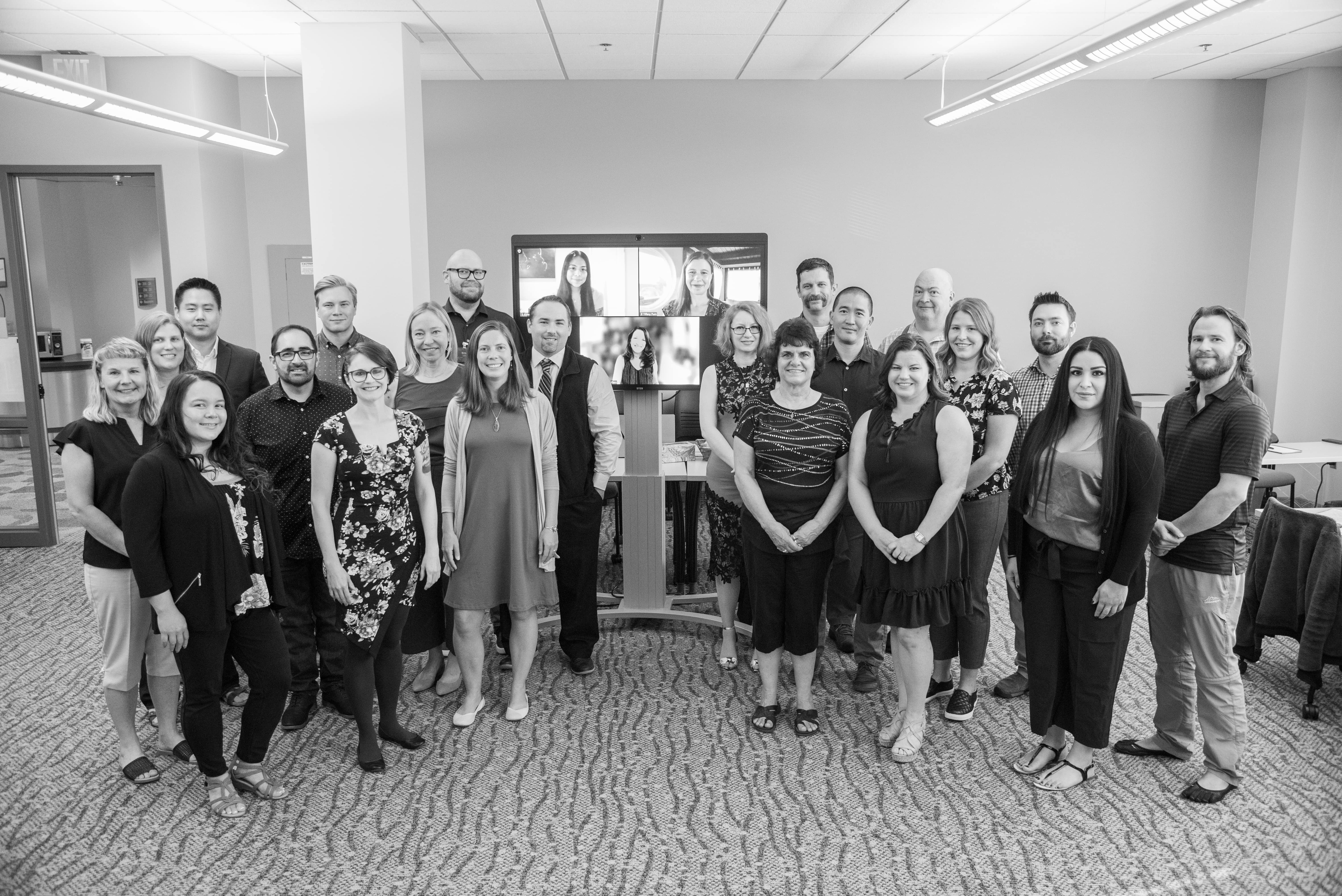 Black and white picture of Transformational Leadership Program  graduates 2022. 