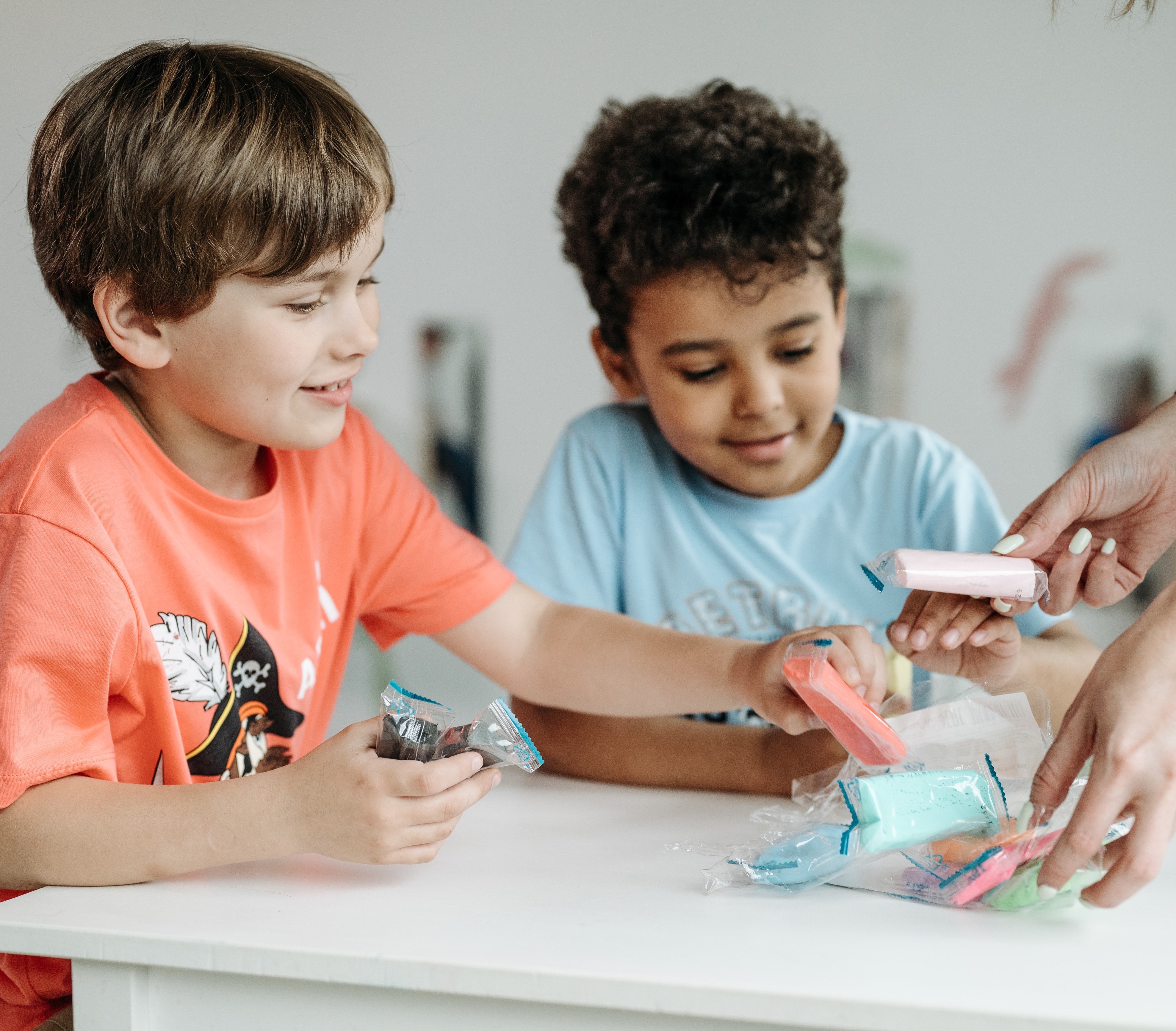 kids playing at a table