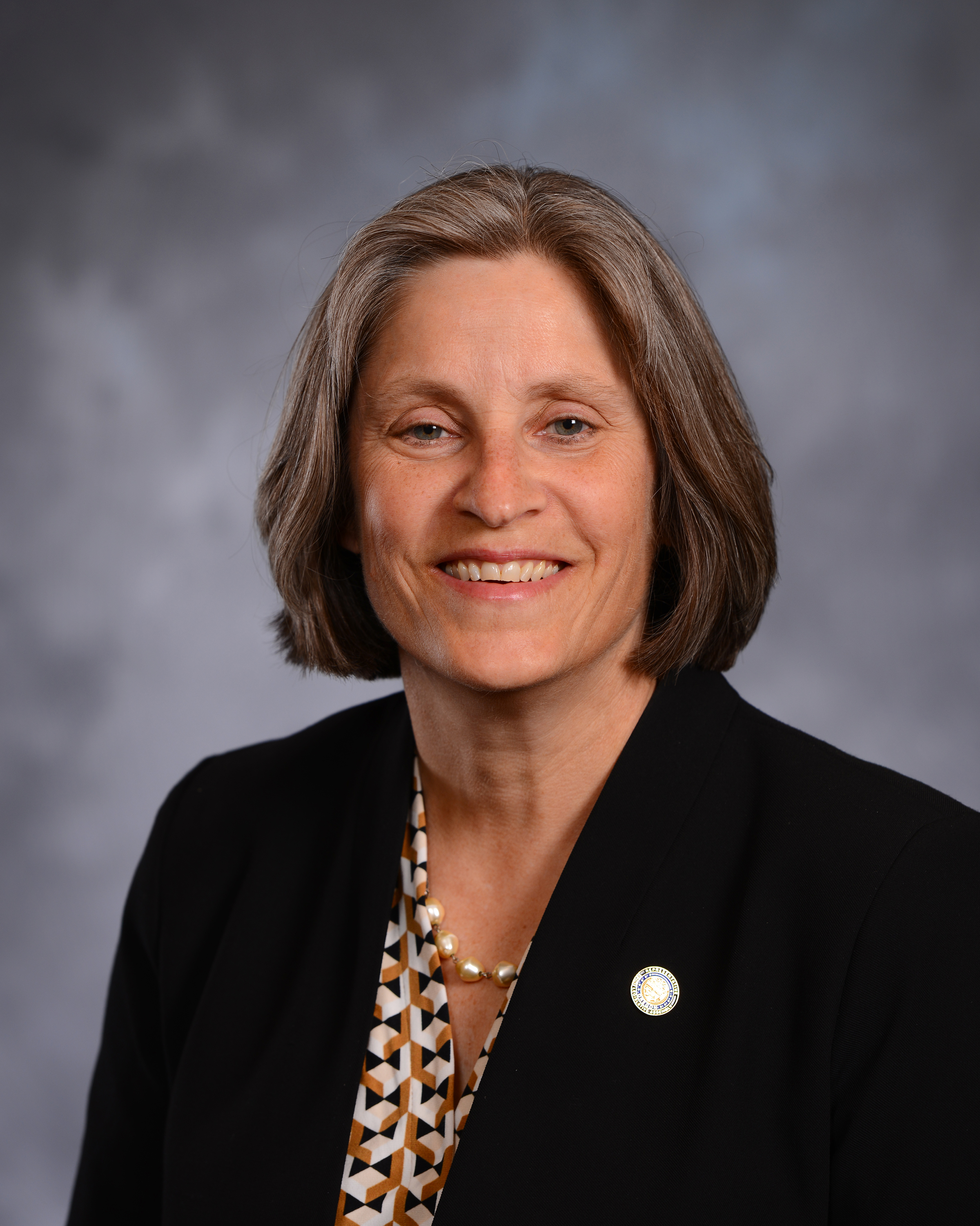 https://stage.oregon.gov/oac/ocba/PublishingImages/Sen.Reynolds_Lisa.jpg
