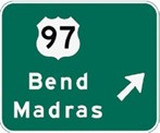 Señal: Ruta 97 hacia Bend y Madras más adelante. Manténgase a la derecha