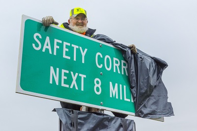 Sign installation along OR 211
