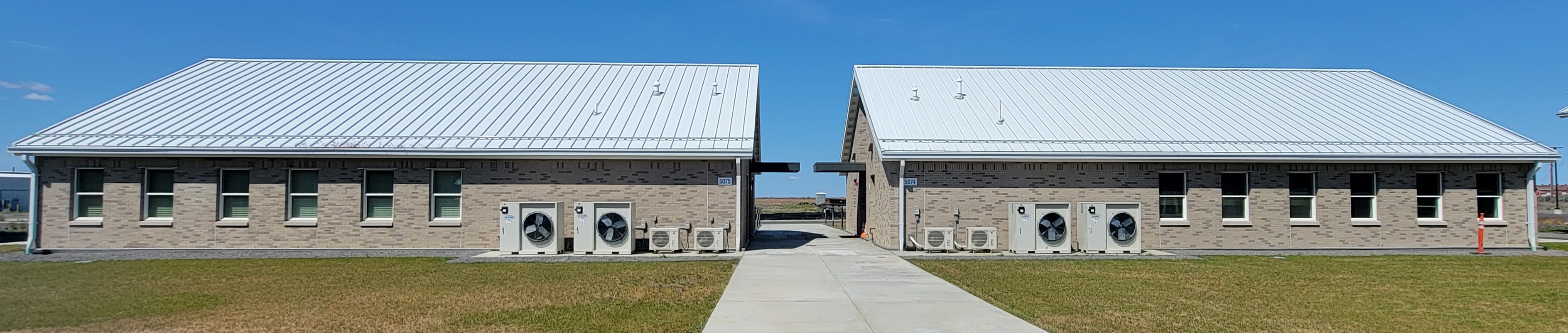 5074 and 5075 East Side.jpg