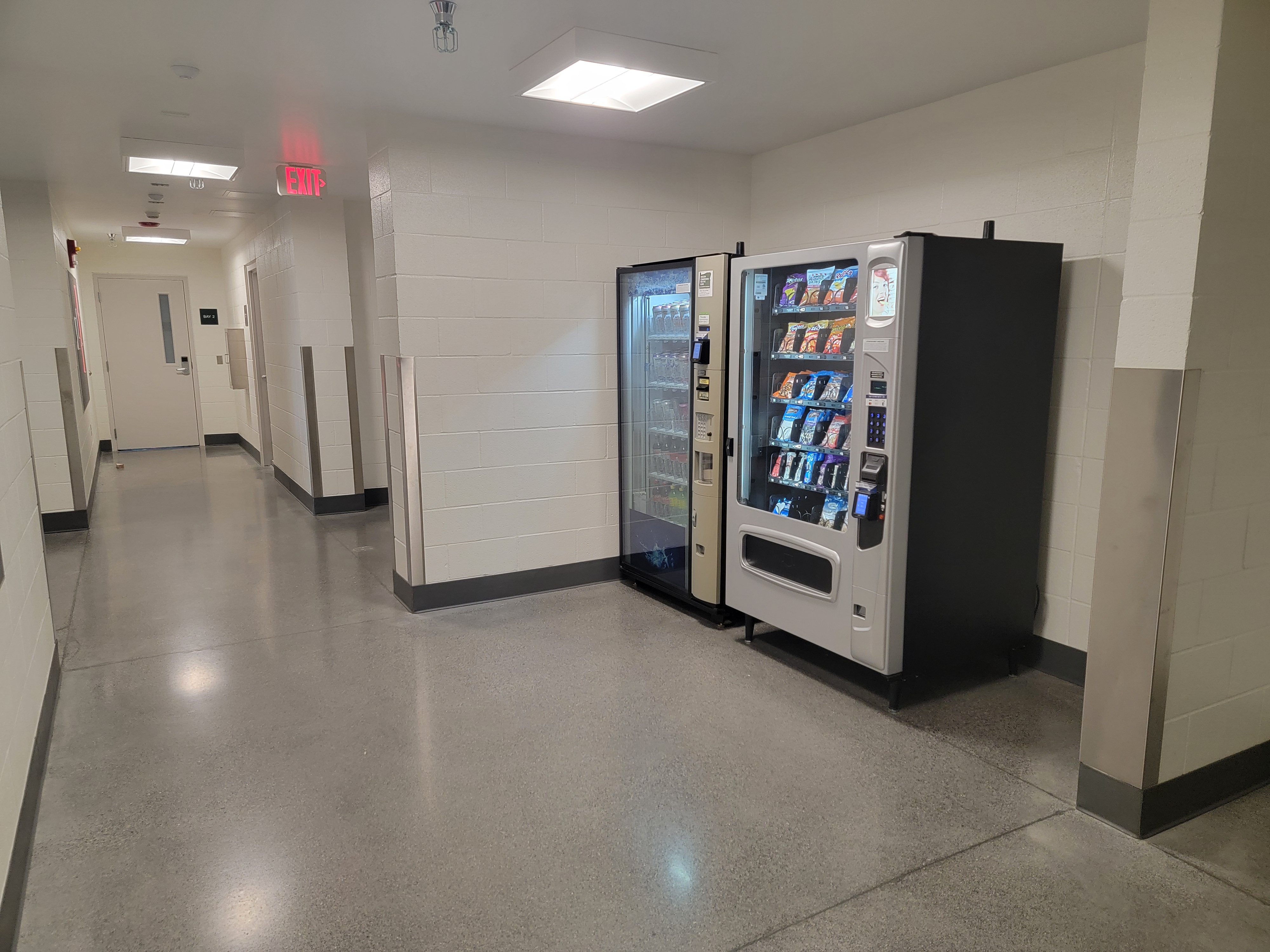 VENDING MACHINES.jpg
