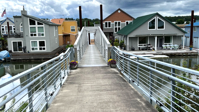 Picture of West Hayden Island Moorage - Image by Amy Cox