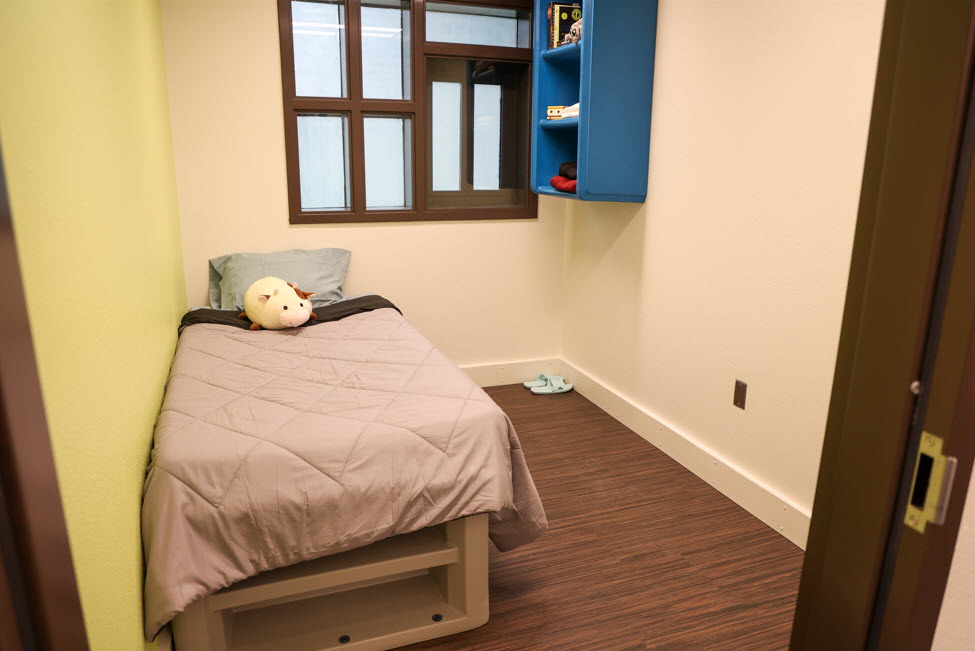 Looking Glass bedroom