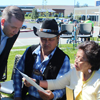 Image of Treasurer Read and Umatilla tribe