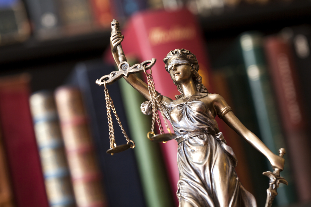 Photograph of a statue of Justice